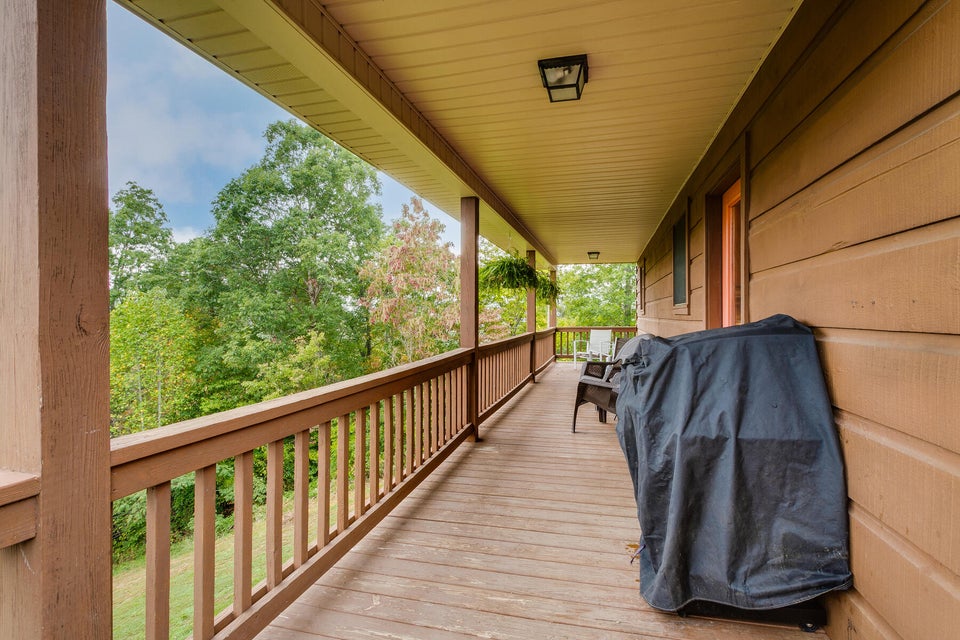 Photo #33: 156 Cherokee Drive
