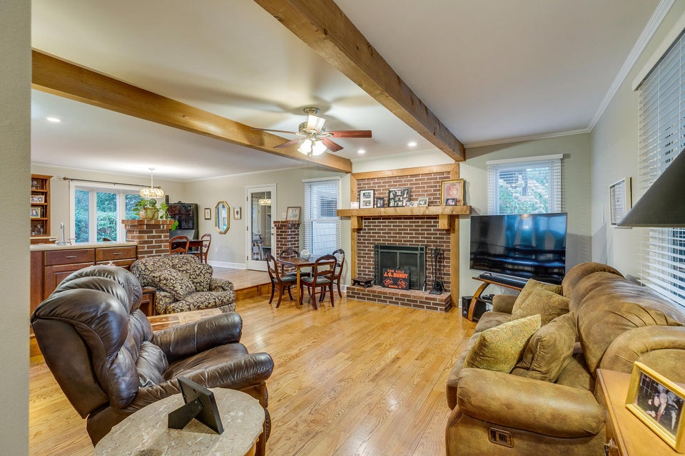 Photo #16: 322 Winterham Drive