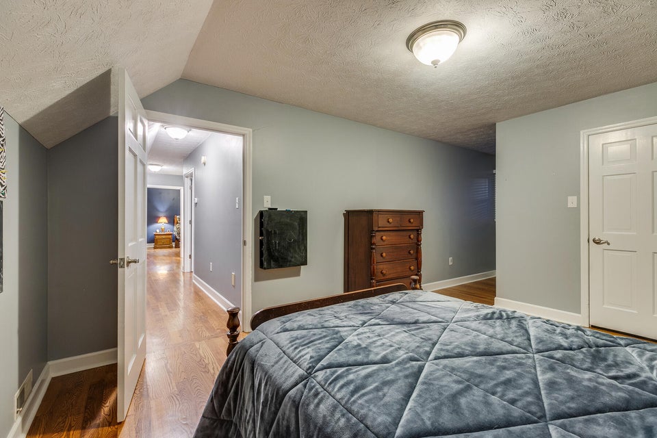 Photo #43: 322 Winterham Drive