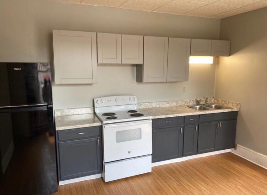 Photo #8: 226 Lynnwood Drive