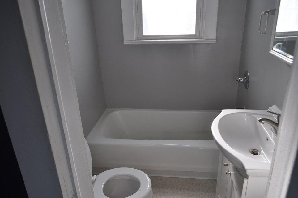 Photo #10: 218 Craig St