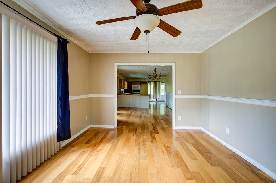 Photo #18: 102 Heaton Ridge Road