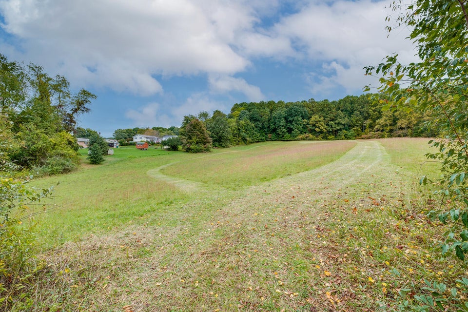 Photo #4: Tba High Point Road