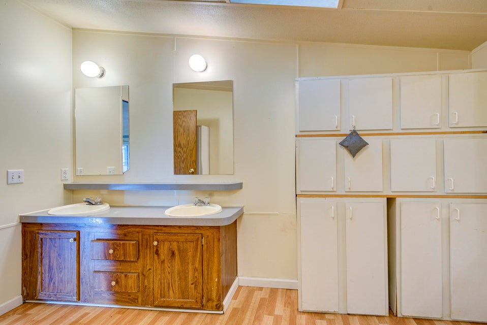 Photo #12: 281 Telford Road