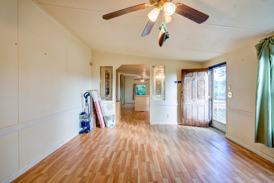 Photo #18: 281 Telford Road