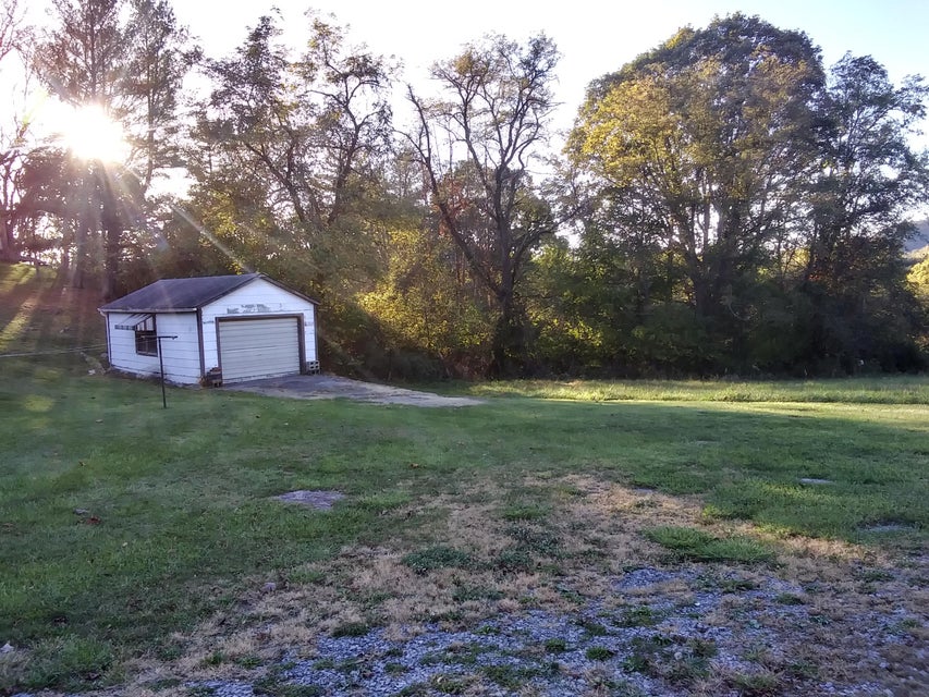 Photo #3: 109 Cobblestone Drive