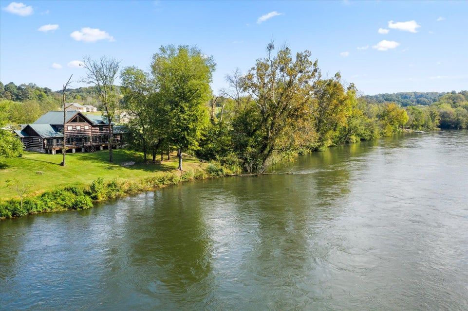 Photo #36: 1947 River Mist Circle