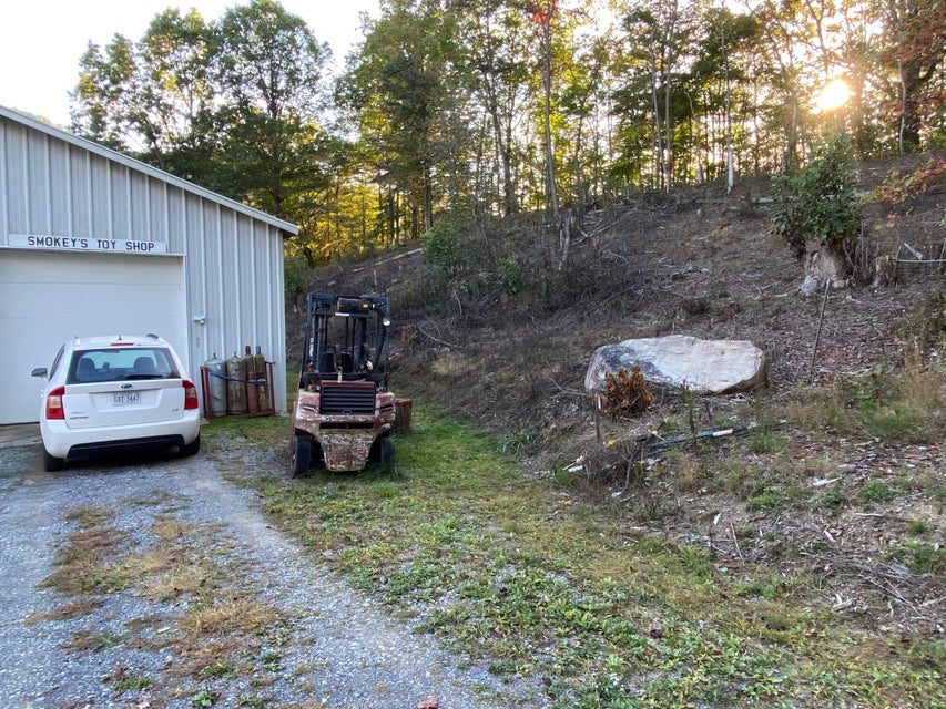 Photo #9: 310 Pickle Hollow Road