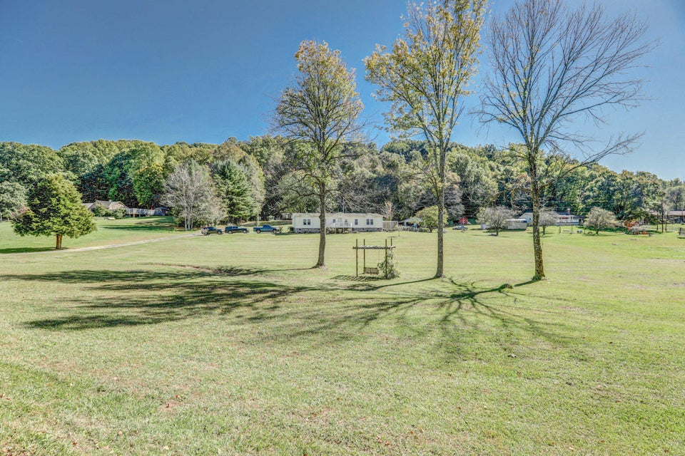 Photo #40: 270 & 284 Spurgeon Road
