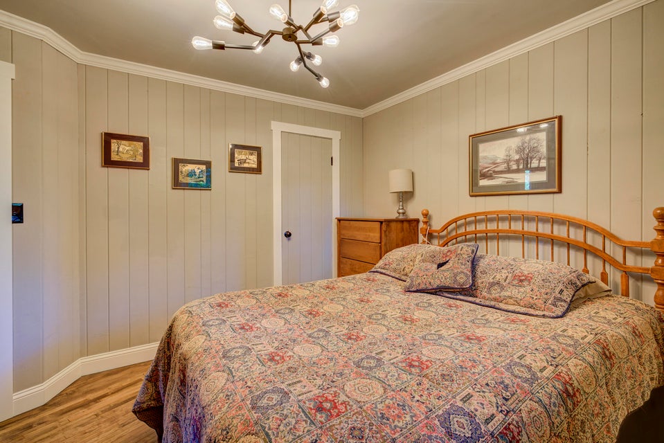 Photo #29: 1758 Holston Drive