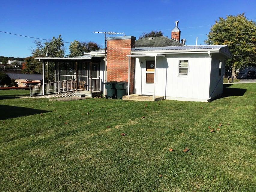 Photo #7: 120 Sparta Street