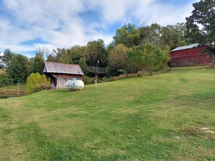 Photo #21: 1055 Gunter Corner Road