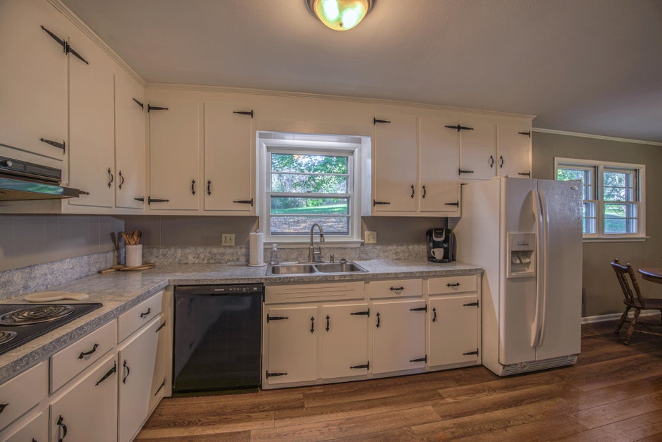Photo #12: 2409 Bradley Street