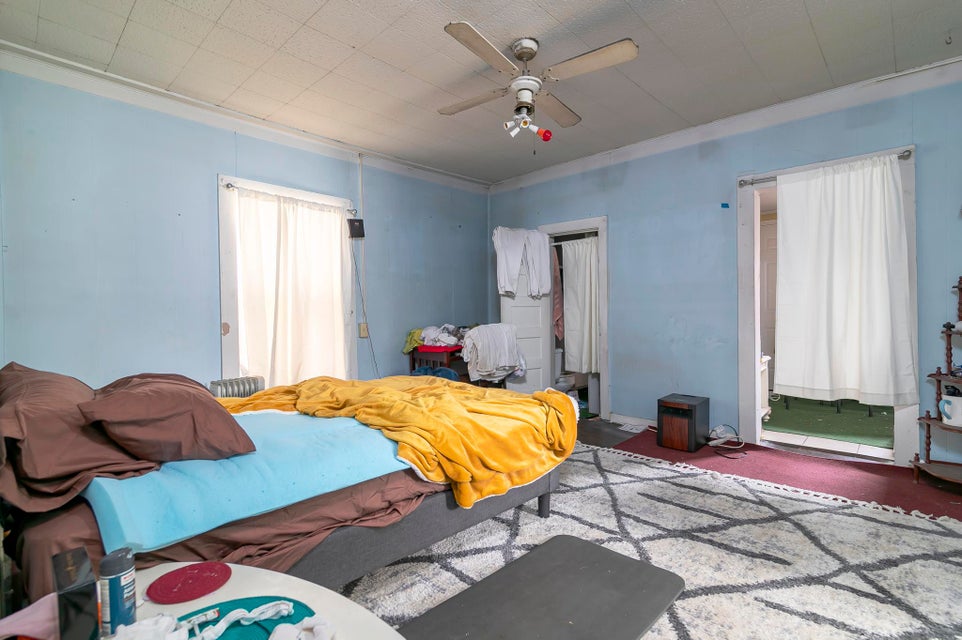 Photo #13: 906 Boone Street