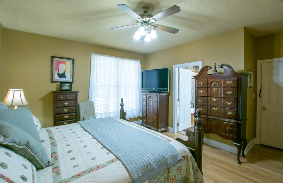 Photo #21: 116 Evergreen Place