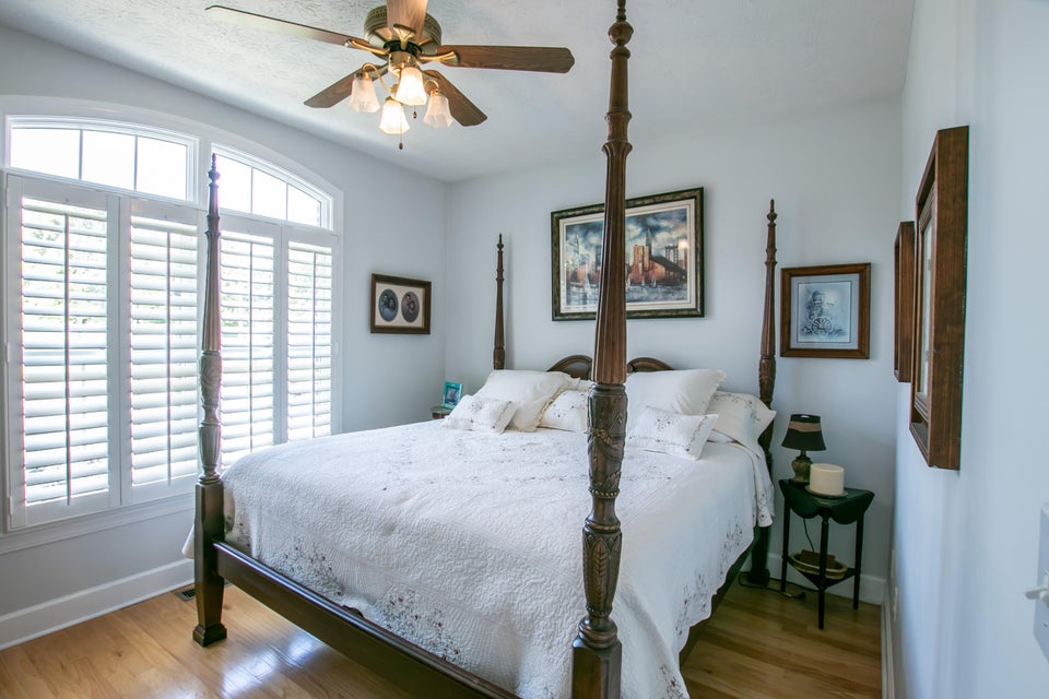 Photo #22: 116 Evergreen Place