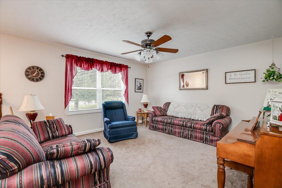 Photo #8: 116 Regency Drive