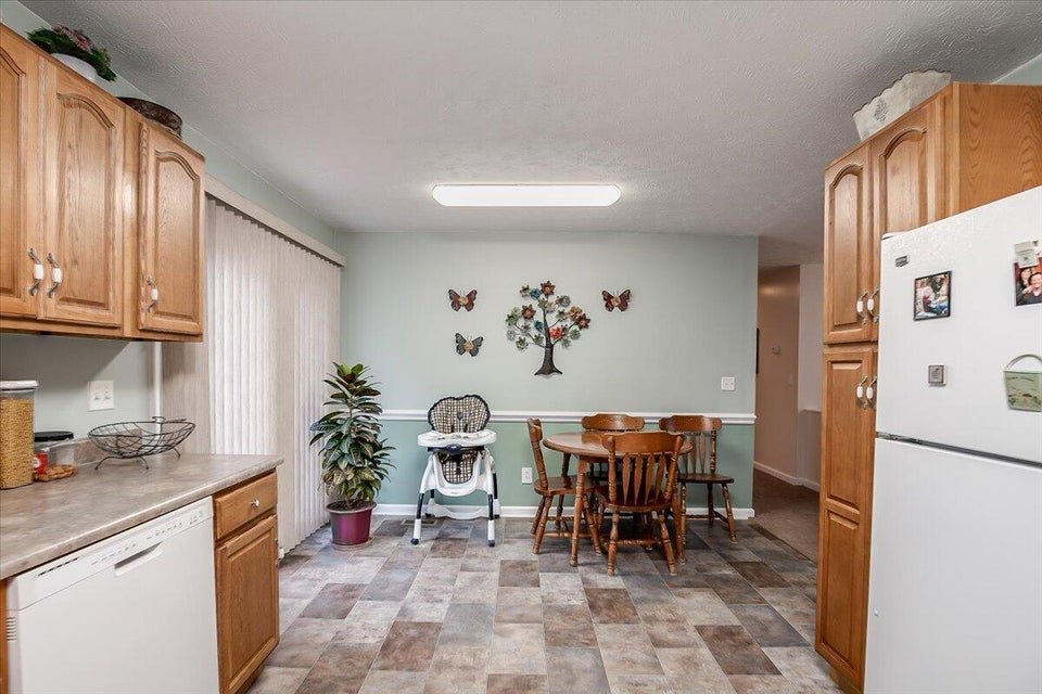 Photo #16: 116 Regency Drive