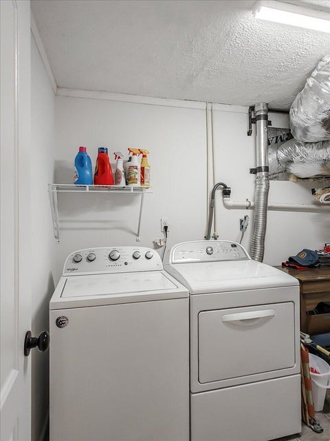 Photo #28: 116 Regency Drive