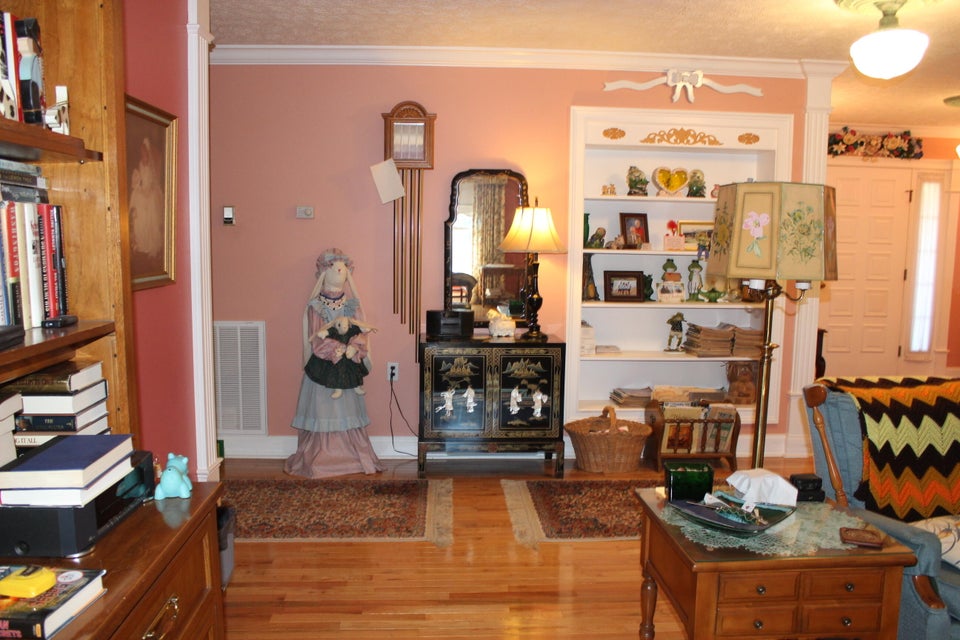 Photo #11: 136 Clarksdale Circle