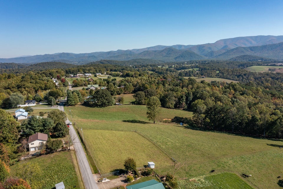 Photo #42: 645 Keller Road