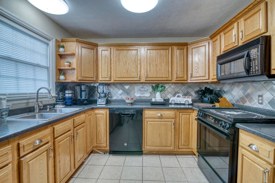 Photo #8: 1127 Panorama Drive