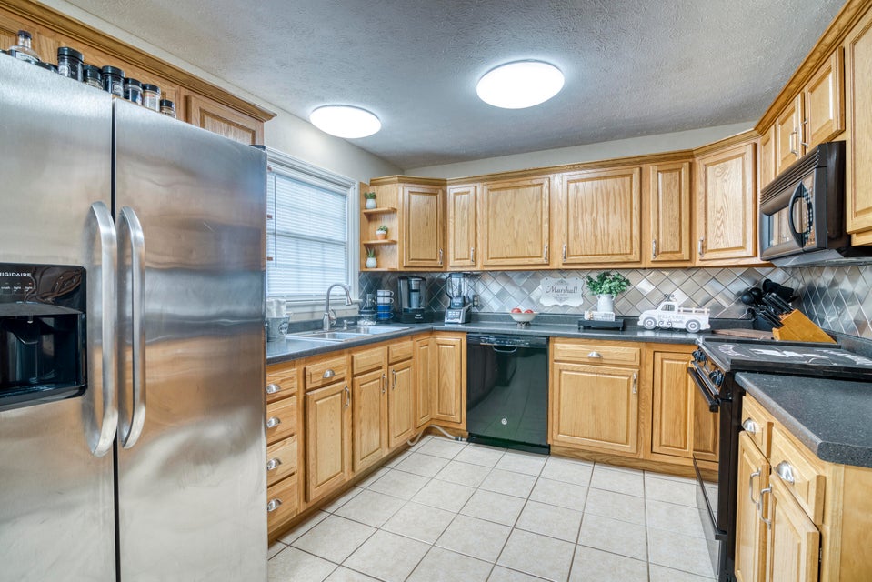 Photo #9: 1127 Panorama Drive