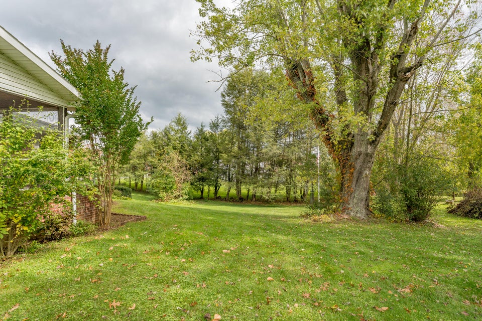 Photo #18: 713 Strawberry Lane