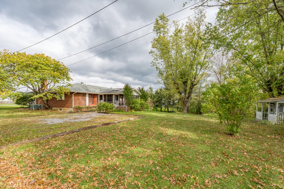 Photo #22: 713 Strawberry Lane