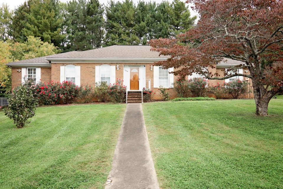 Photo #2: 1204 Poplar Court