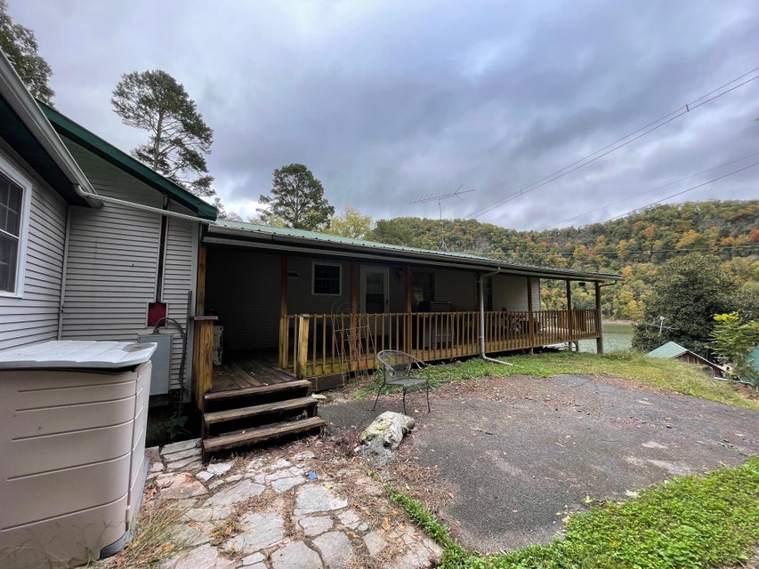 Photo #9: 413 Lakemont Drive