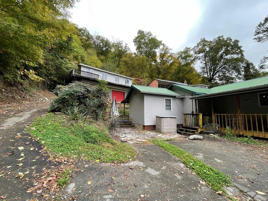 Photo #14: 413 Lakemont Drive