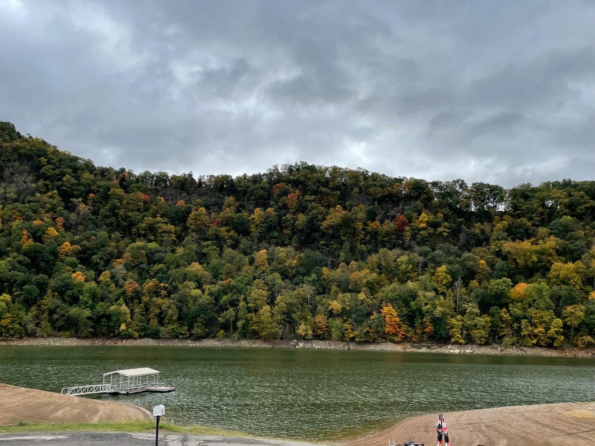 Photo #5: 413 Lakemont Drive