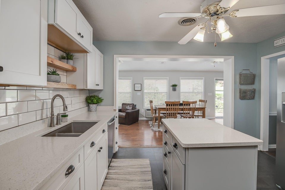 Photo #10: 2316 Briarcliff Road