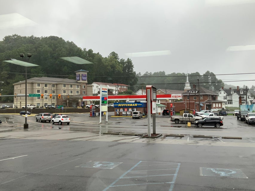 Photo #21: 5692 Dickenson Highway
