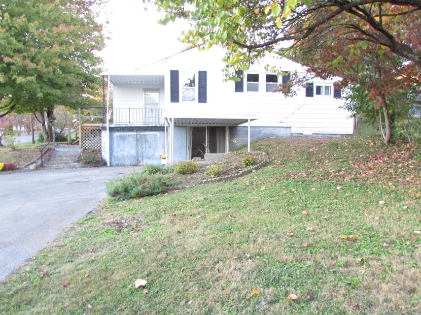Photo #11: 240 Crockett Street