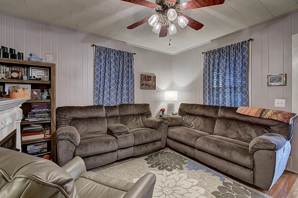 Photo #8: 817 Roan Street