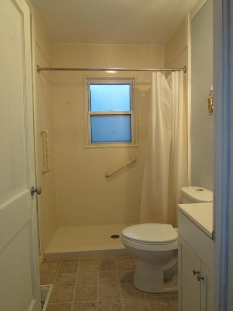 Photo #25: 240 Crockett Street