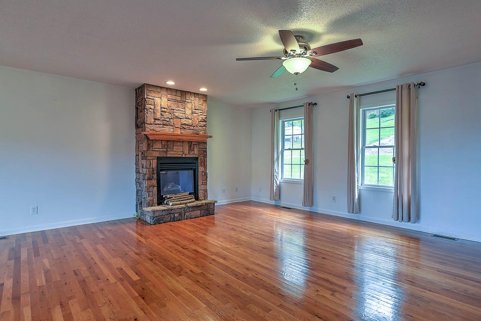 Photo #7: 125 Whitlock Drive