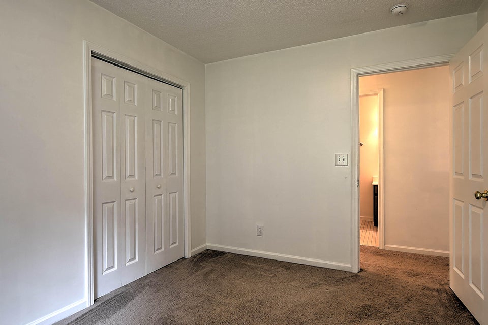 Photo #32: 125 Whitlock Drive
