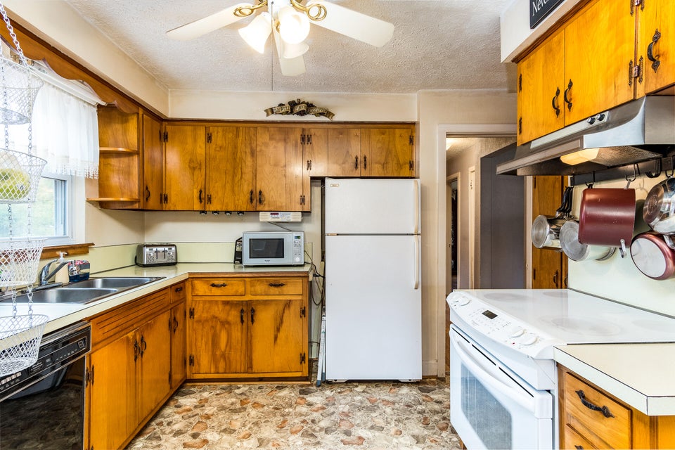Photo #8: 1015 7th Street