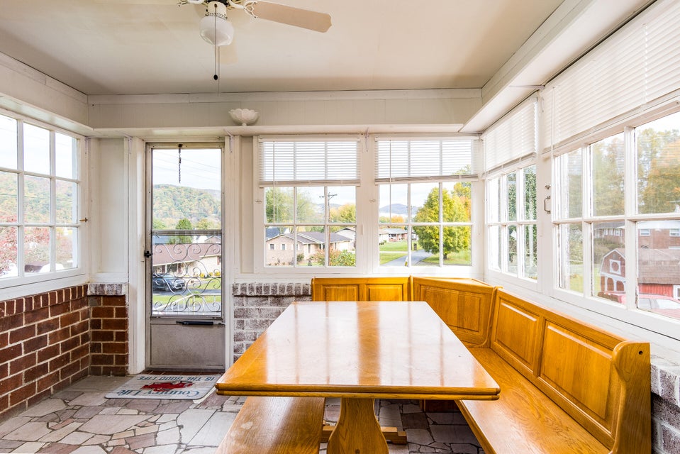 Photo #11: 1015 7th Street