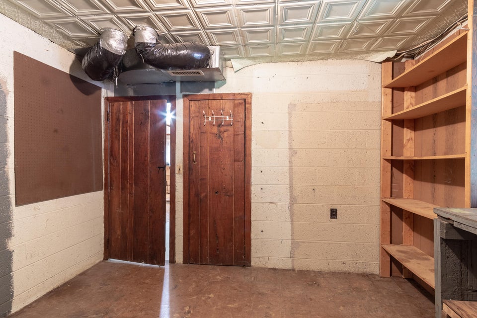 Photo #27: 1015 7th Street