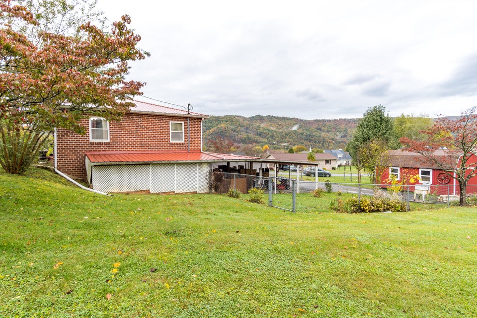 Photo #30: 1015 7th Street
