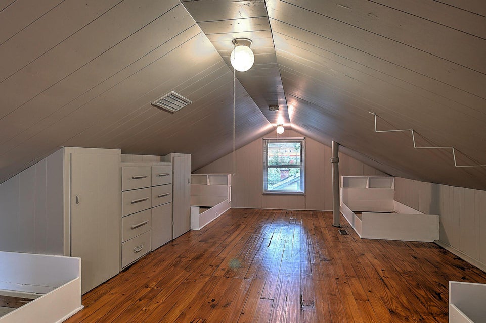 Photo #16: 1521 Lynn Garden Drive