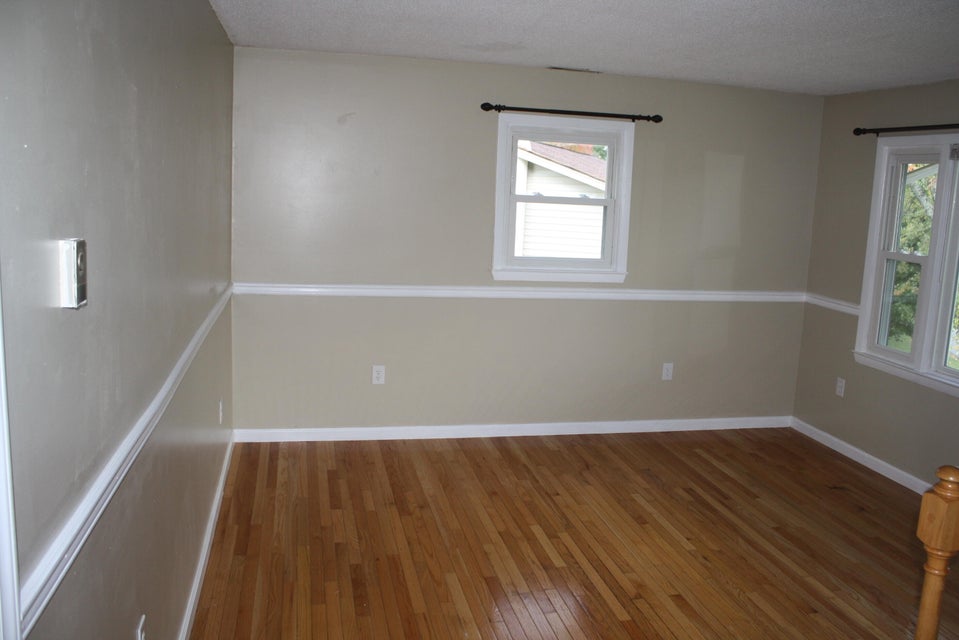 Photo #6: 220 Norwood Dr