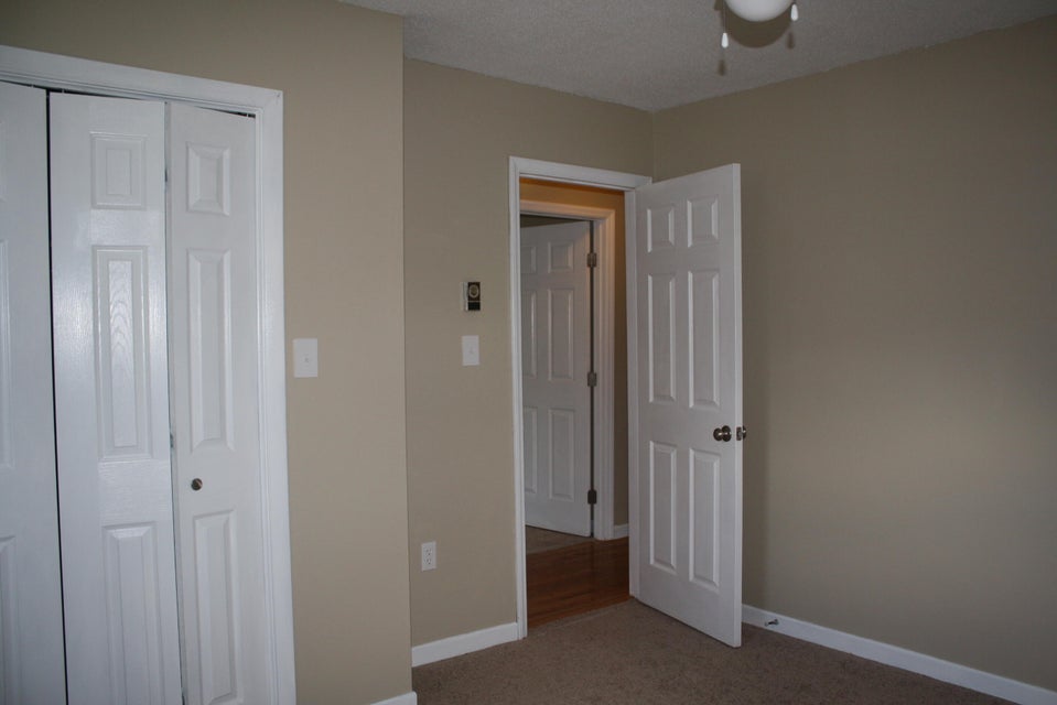 Photo #21: 220 Norwood Dr