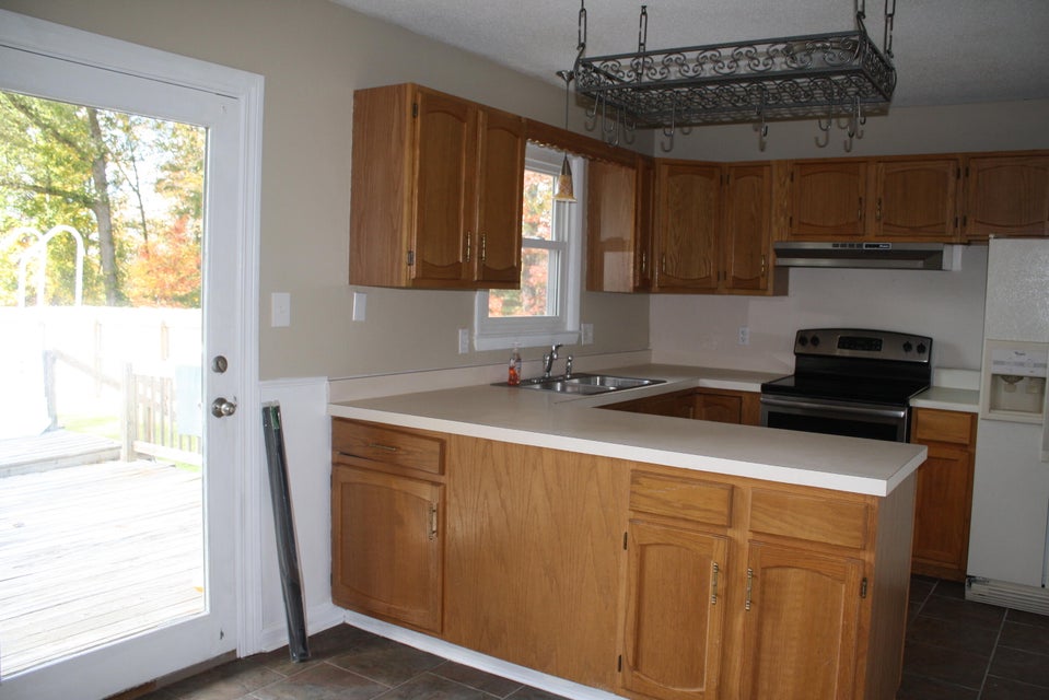 Photo #25: 220 Norwood Dr
