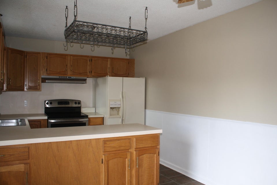 Photo #26: 220 Norwood Dr