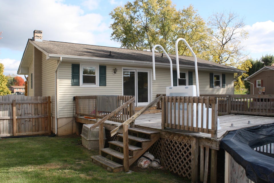 Photo #40: 220 Norwood Dr